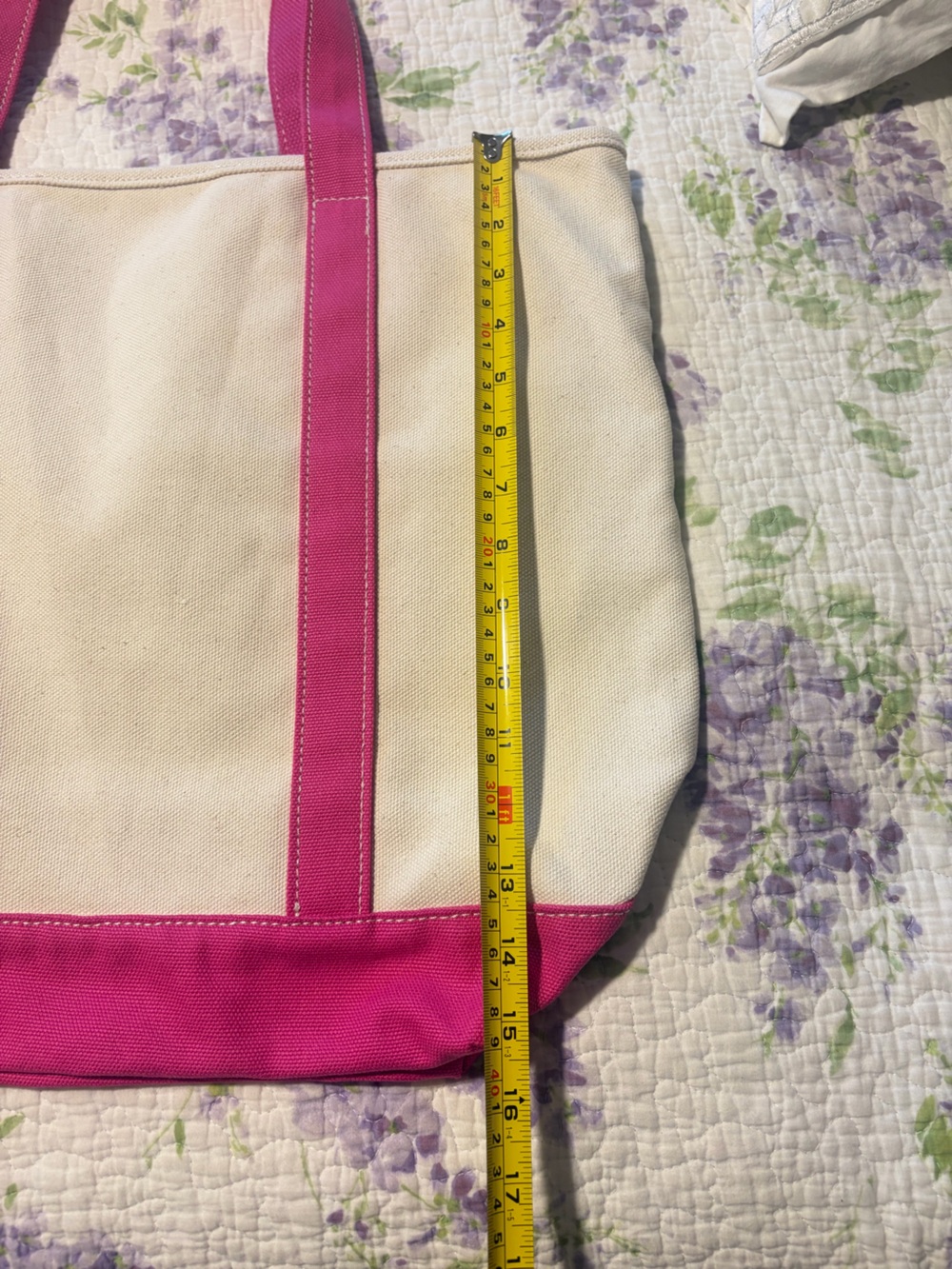 Lands' End Cream Canvas Tote with Hot Pink Trim Straps + A GIFT 🎁 - Picture 3 of 6